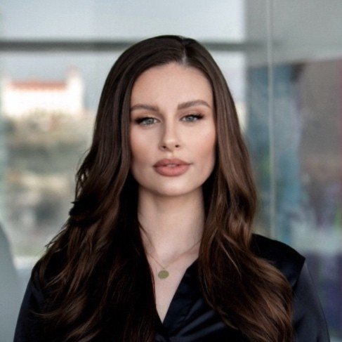 Petra Agalarev